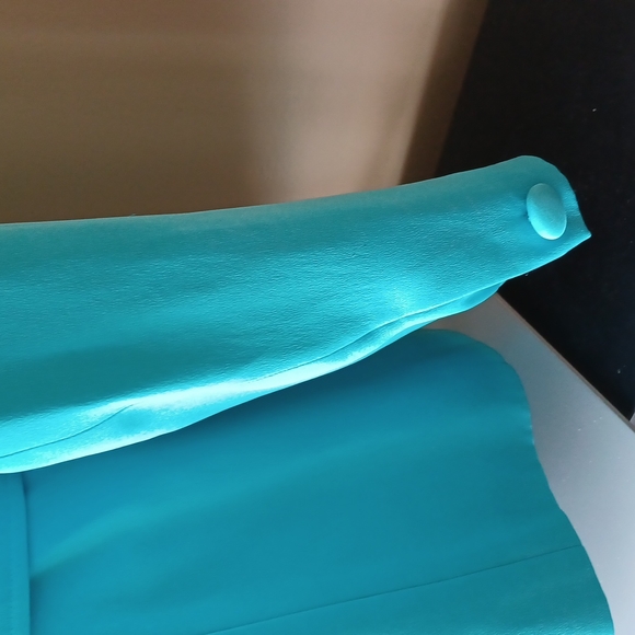 100% Pure Silk light blue suit size 6 - Picture 5 of 16
